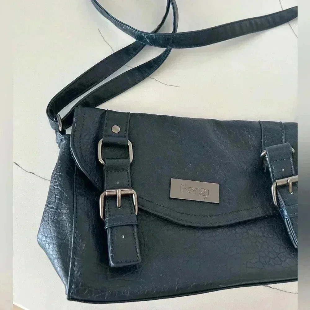 Fergi black leather crossbody purse bag excellent condition boho bohemian - Picture 9 of 9